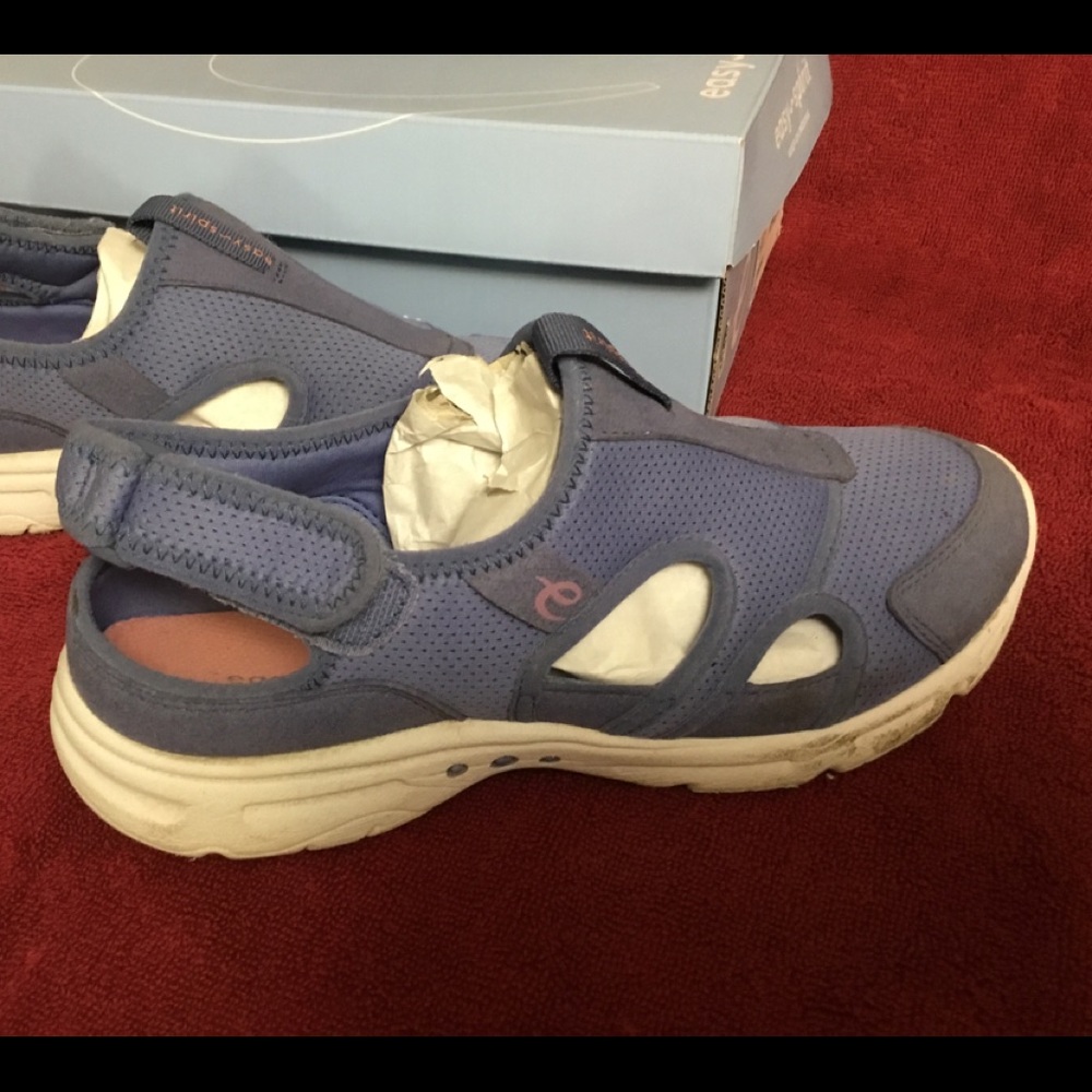 Easy spirit sandals